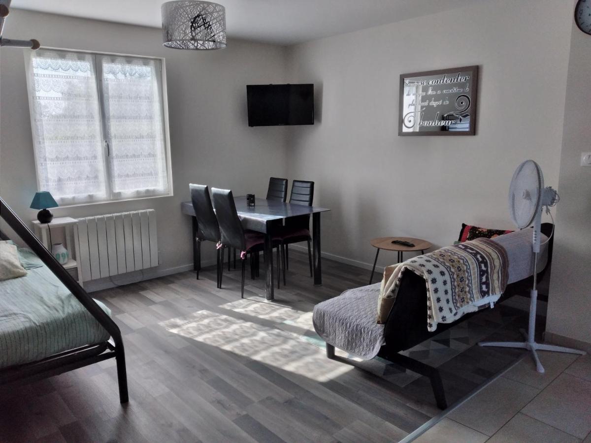 Maison Studio Individuelle Fraichement Renovee Paray-le-Frésil المظهر الخارجي الصورة